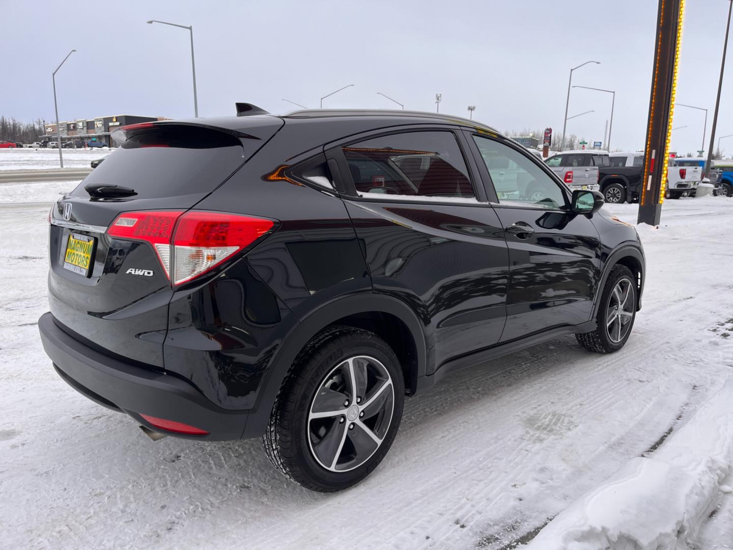 2022 Black /black Honda HR-V EX AWD (3CZRU6H57NM) with an 1.8L L4 DOHC 16V engine, CVT transmission, located at 1960 Industrial Drive, Wasilla, 99654, (907) 274-2277, 61.573475, -149.400146 - Photo#5